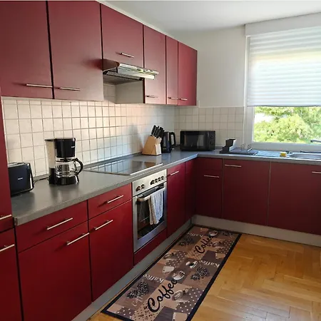 2Br Apartment, Parking, Wi-Fi, Tv In Berlin Karow